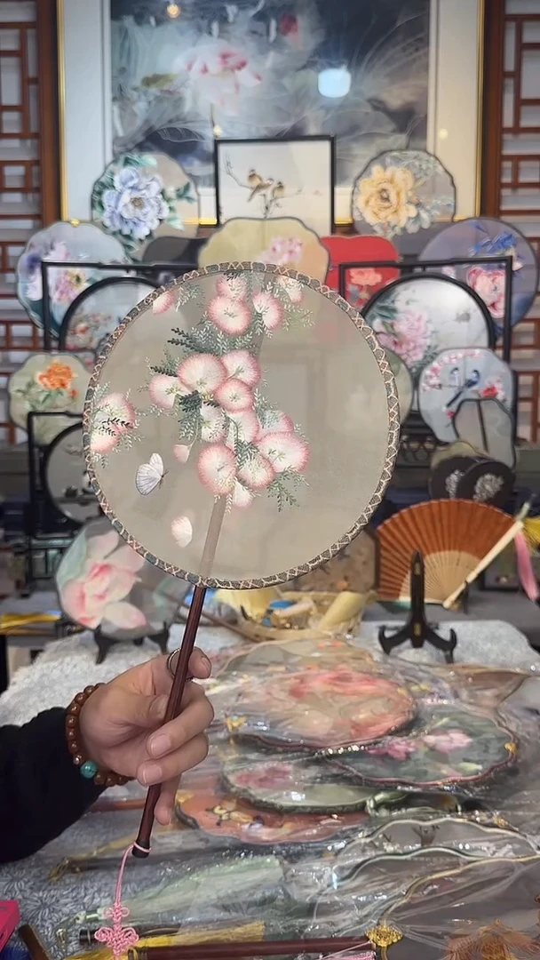 扇子香**芙纯手工苏绣团扇