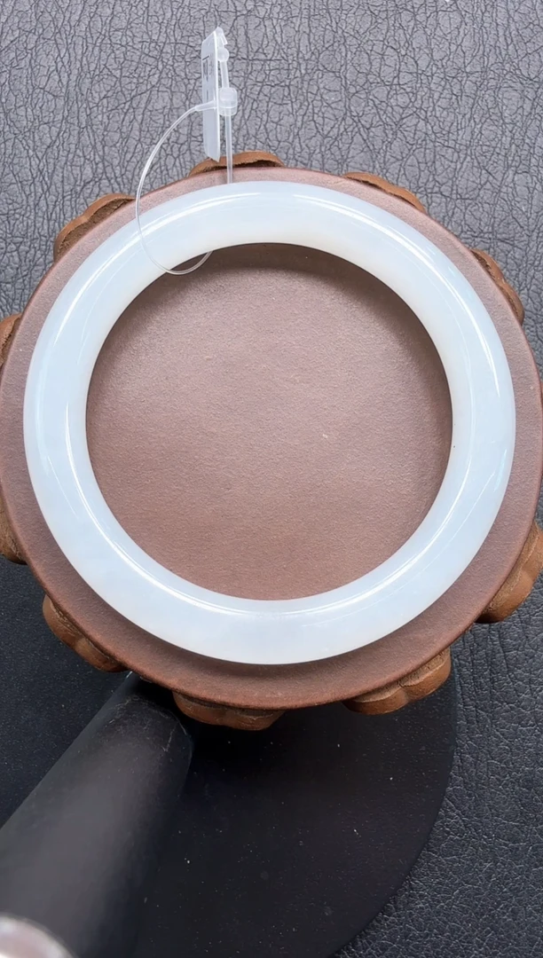 未镶嵌手镯和田玉860圈口61