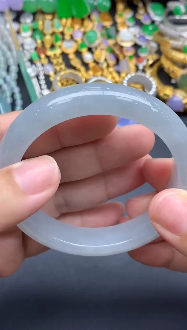 翡翠手镯未镶嵌273-春日珠宝