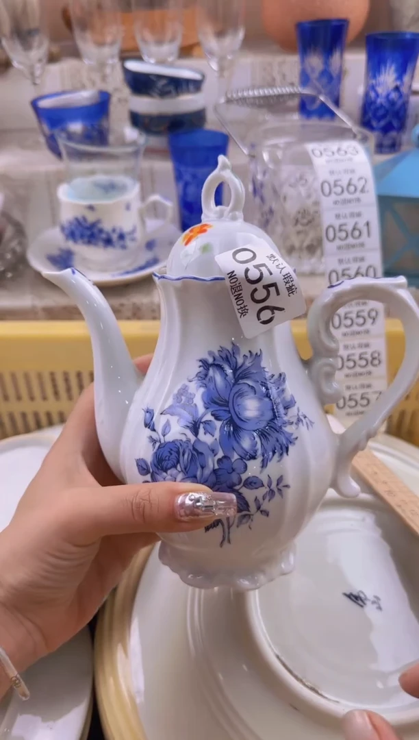556默认微瑕，满20元包邮