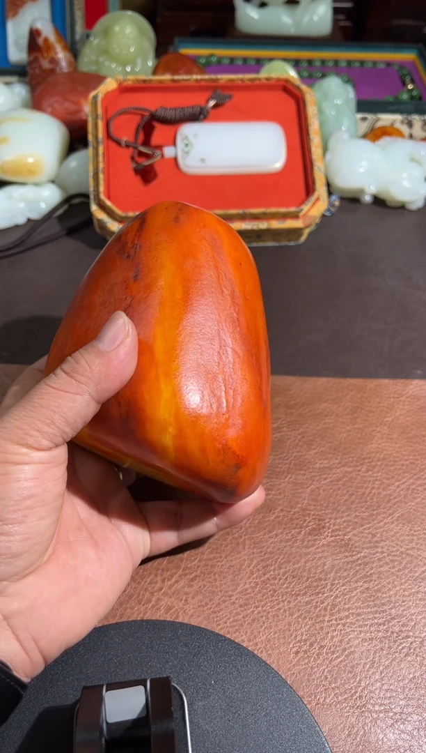 未镶嵌和田玉把件厚**物和田玉