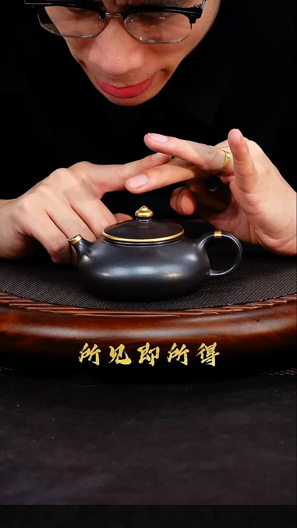 茶壶紫砂11
