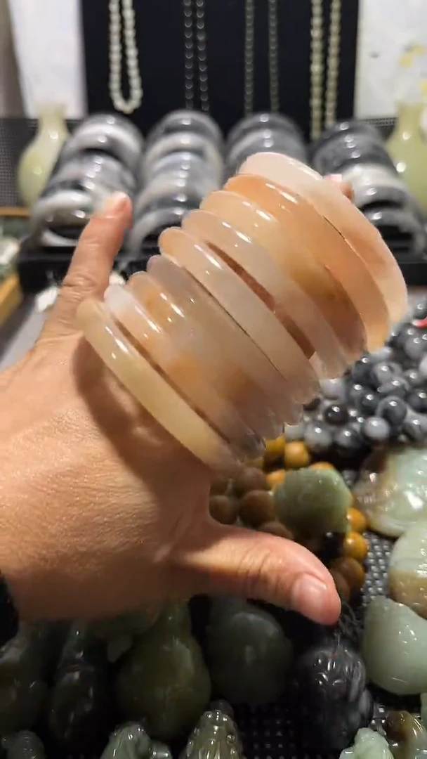 合金手镯石英质玉冰透手镯