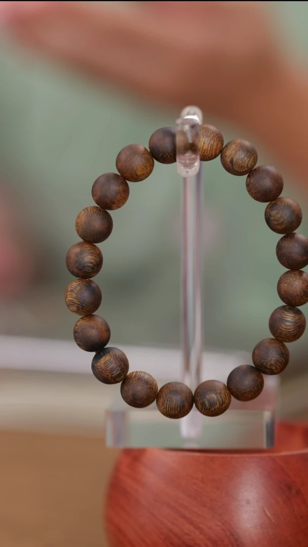 沉香沉香碎屑1.0cm圆珠 8克+ 单圈棋楠乌身圆叶醇化料-多样发一