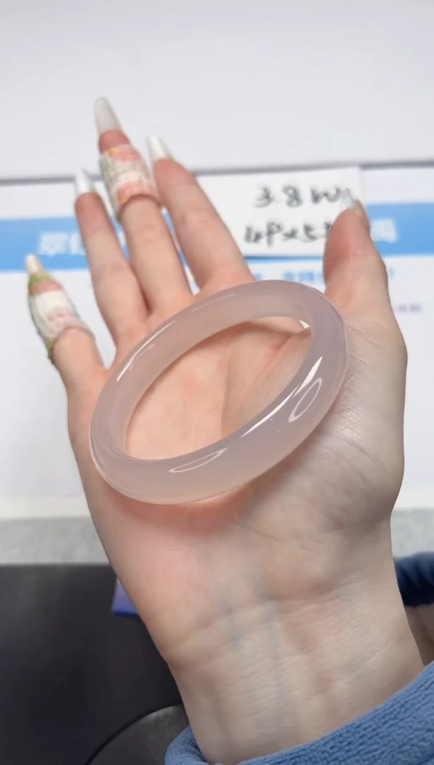 【闪购商品】石英质玉手镯未镶嵌V132-56