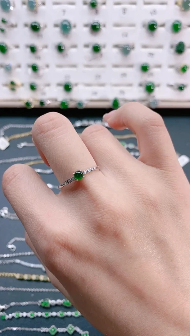 【闪购商品】翡翠戒指银S925镶嵌天然翡翠