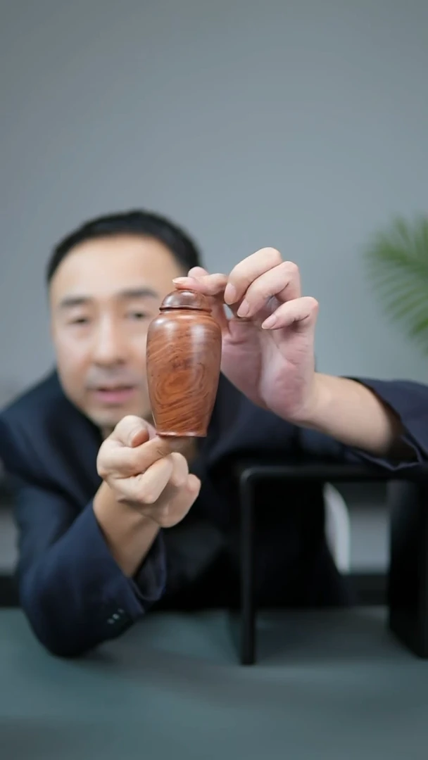 黄花梨/降香黄檀把件黄花梨 罐