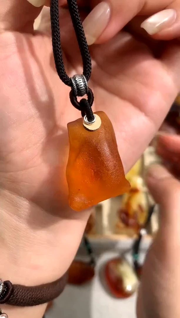 【闪购商品】蜜蜡裸石未镶嵌似玉