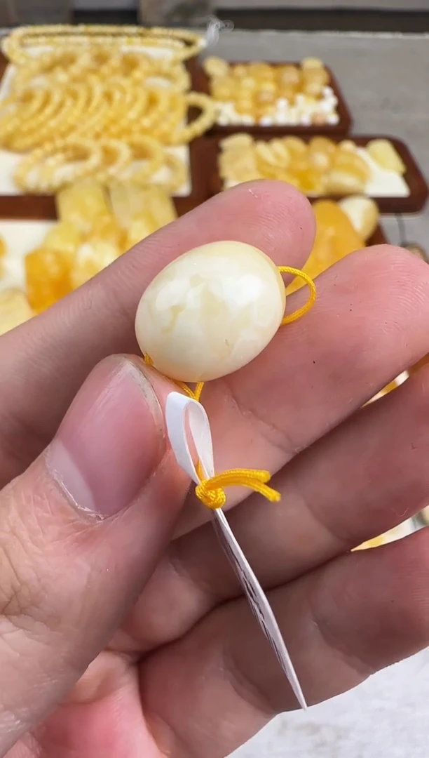 蜜蜡未镶嵌珠宝奇石蜜蜡