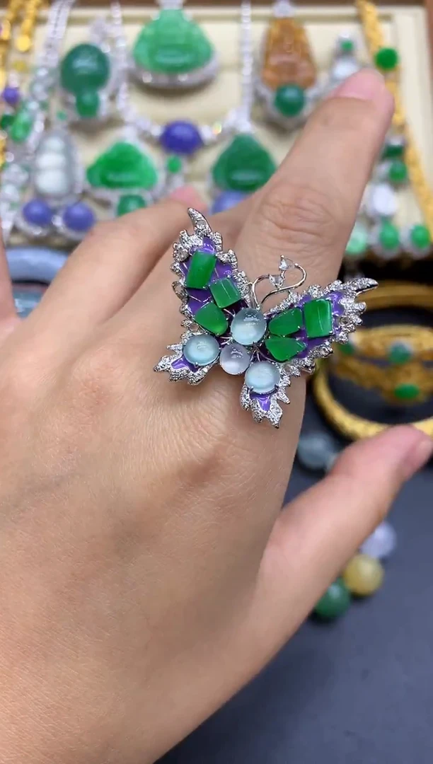 18K金镶嵌戒指翡翠378-中国好珍宝