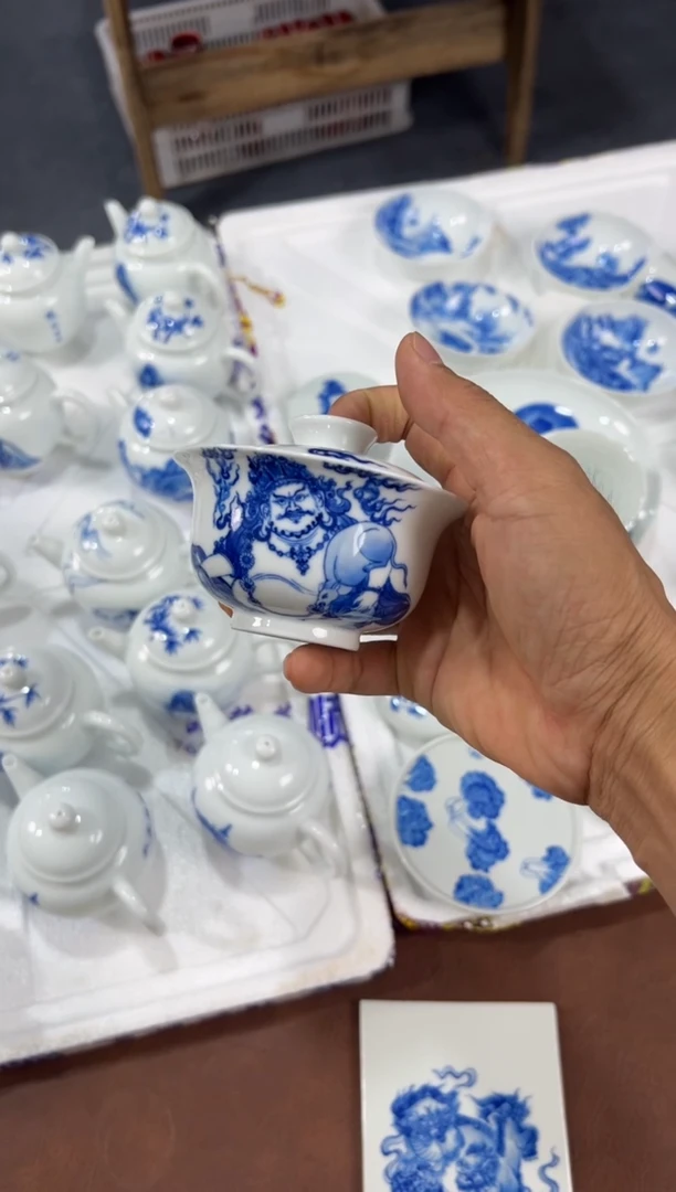 瓷钟*11111111111111111