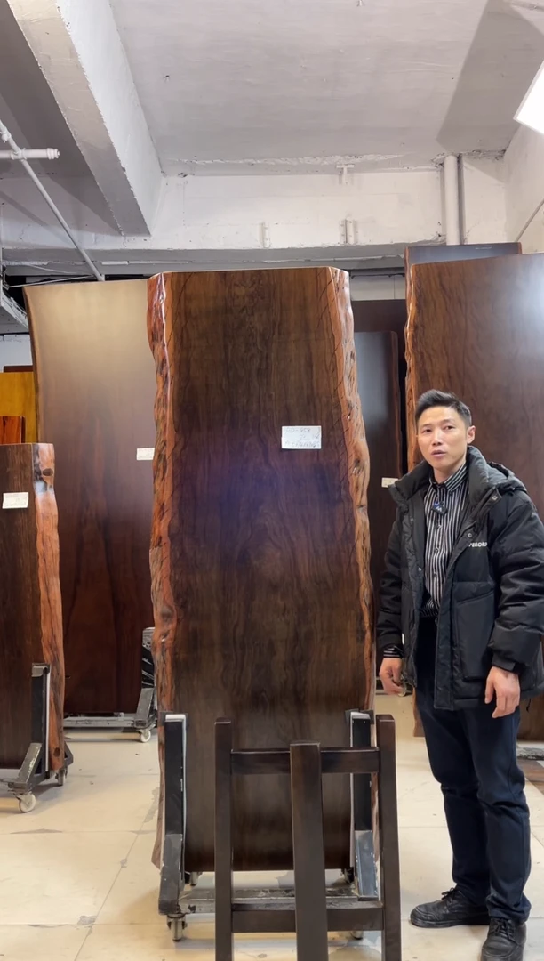 AD-458大叶紫檀191.5*72*8.5加黑三角支架*2