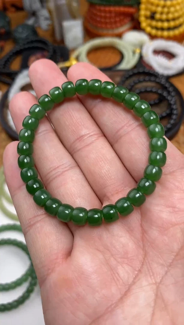 颈饰未镶嵌和田玉手串