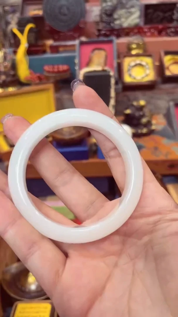 【闪购商品】和田玉手镯未镶嵌