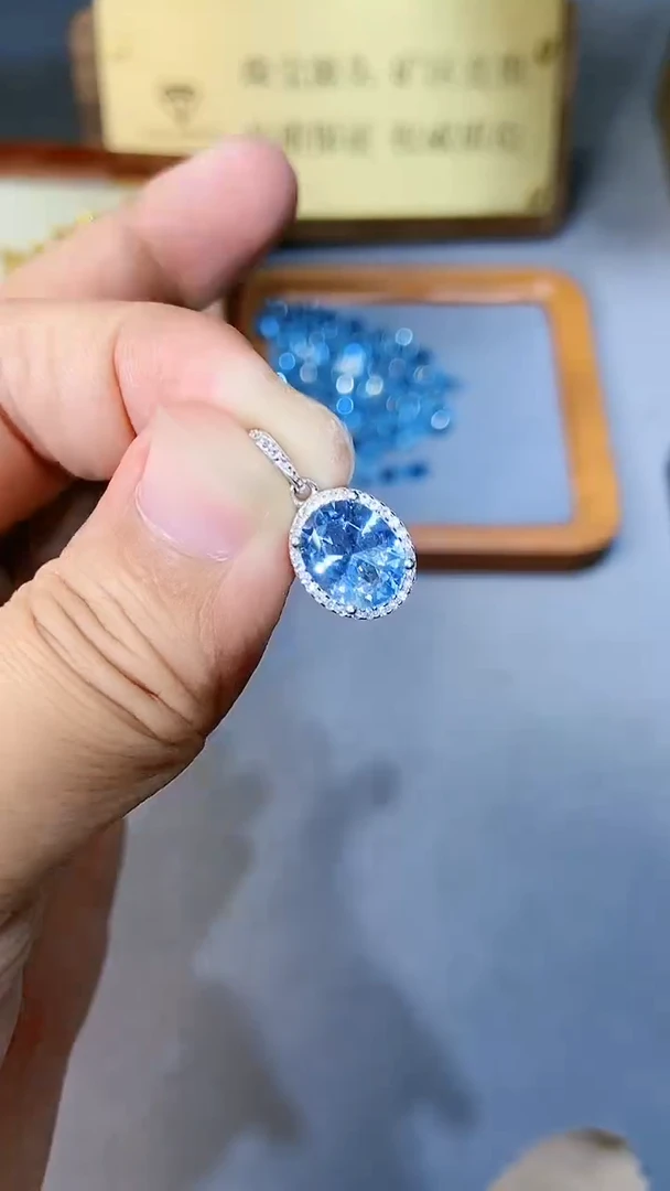 【闪购商品】海蓝宝石颈饰银S925镶嵌15641
