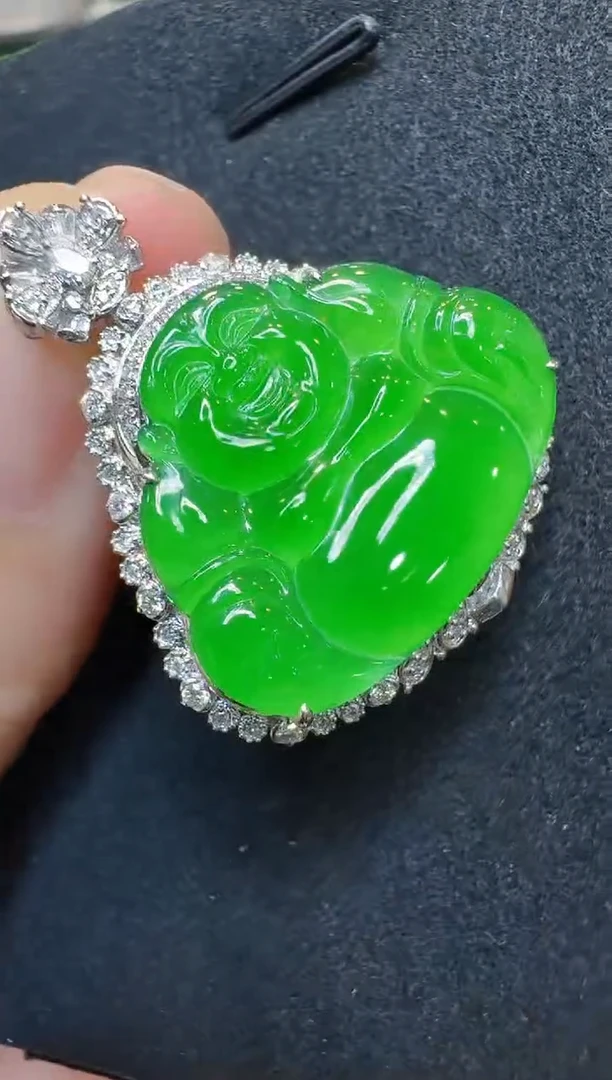 吊坠(不含链)18K金镶嵌翡翠多样性团购发一件