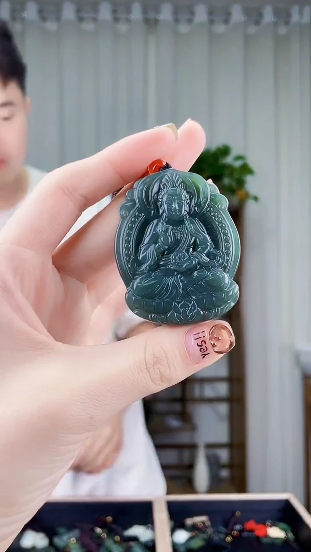 颈饰未镶嵌和田玉拍一发一，多样性发货！