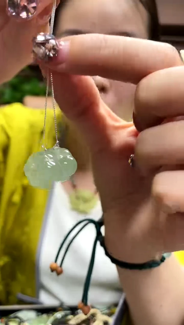 岫玉银S925镶嵌耳饰·