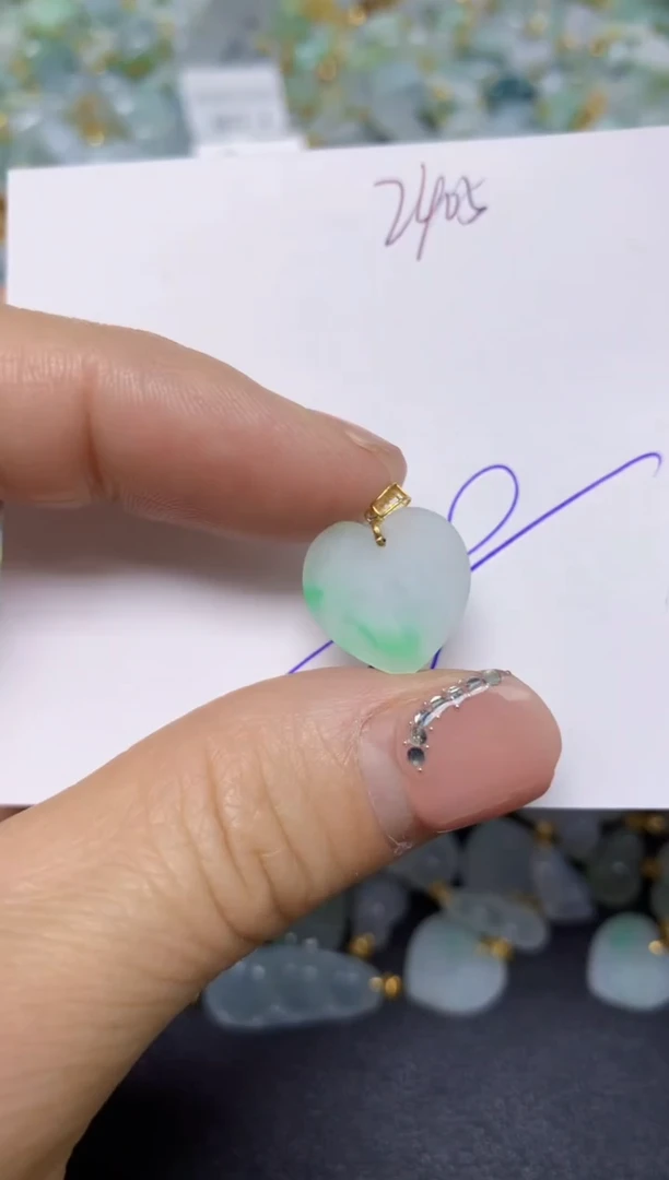 【闪购商品】翡翠挂件18K金镶嵌 天然翡翠A货