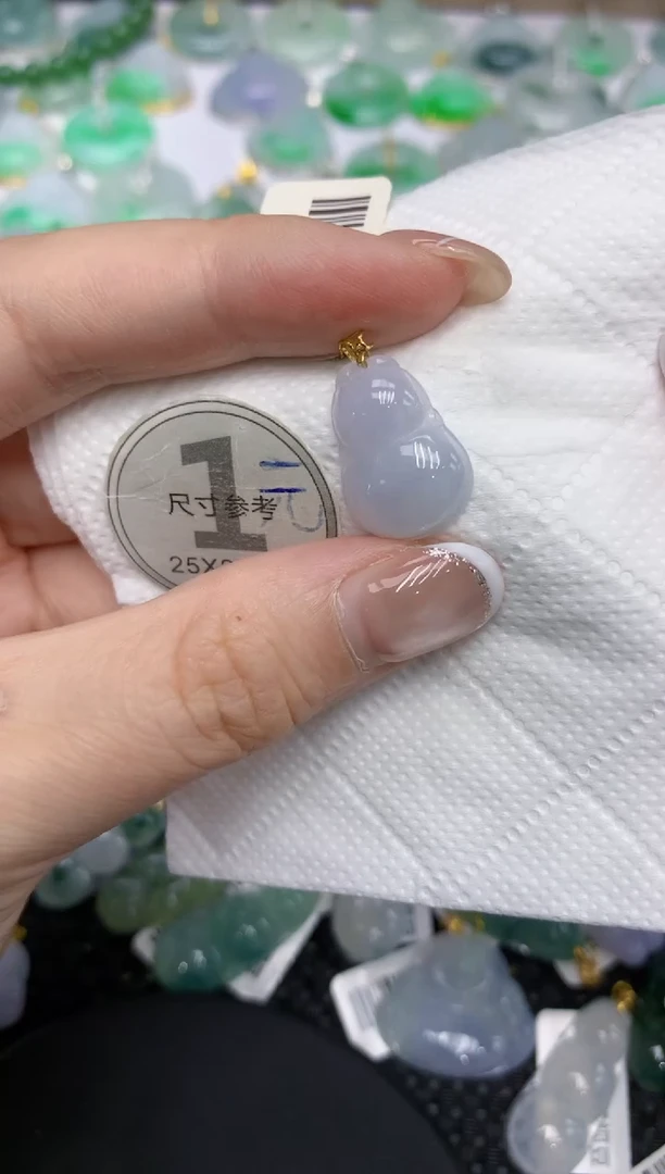颈饰18K金镶嵌翡翠111111111