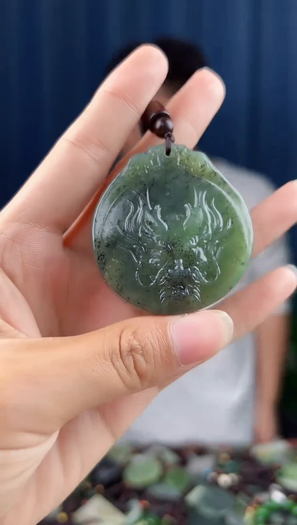 颈饰未镶嵌和田玉拍一发一，多样性发货