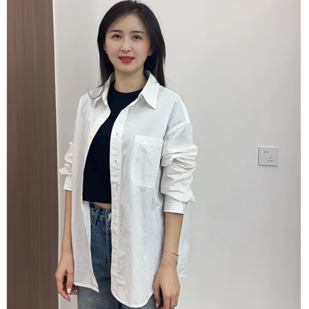 宽松版时尚百搭长袖白衬衫