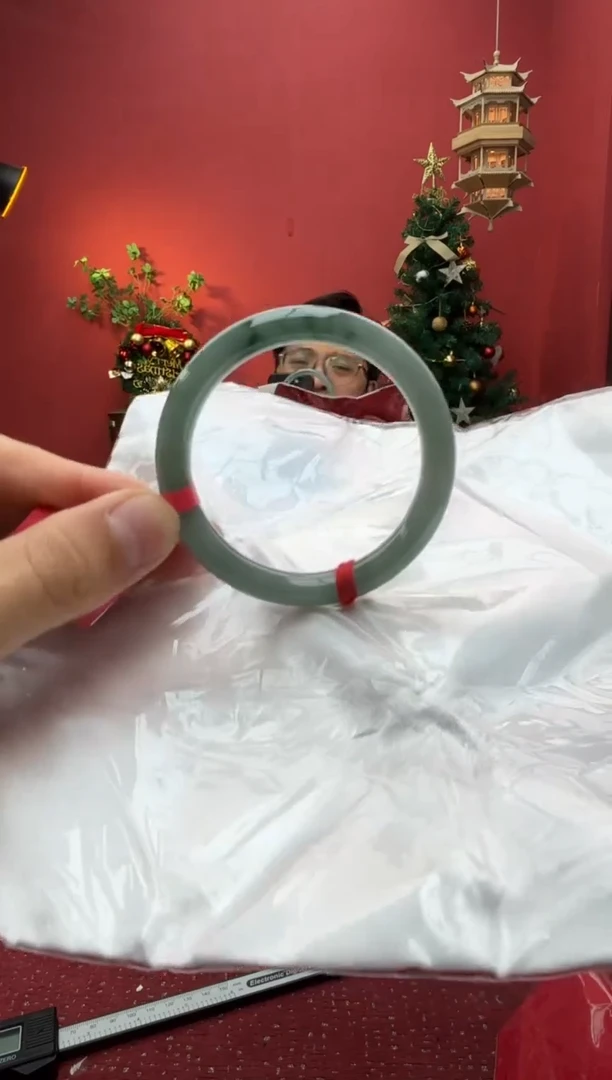 未镶嵌手镯（圆镯）翡翠翡翠手镯8