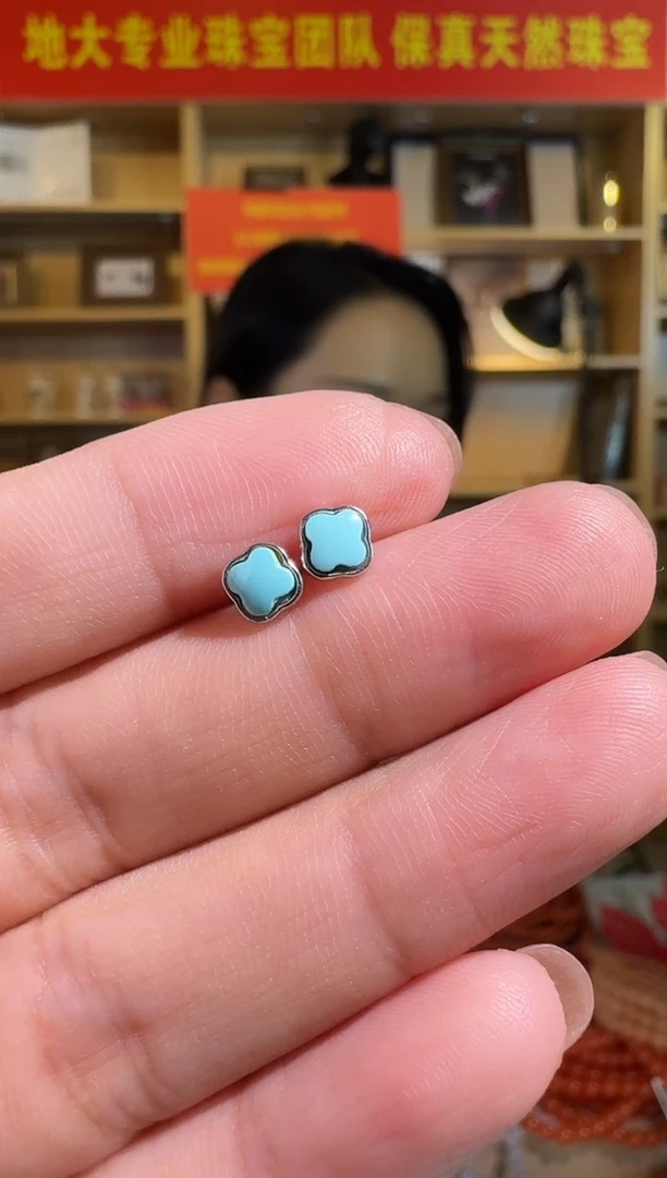 银S925镶嵌石英质玉耳钉5mm石英质玉松松四叶草耳钉多样性发一