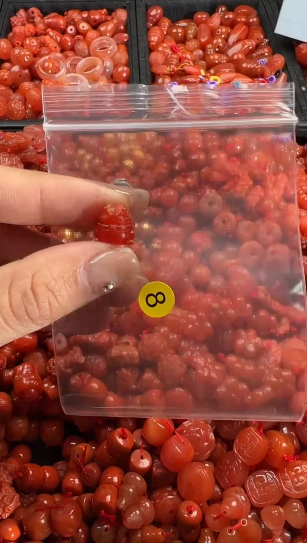 【闪购商品】南红玛瑙颈饰未镶嵌1