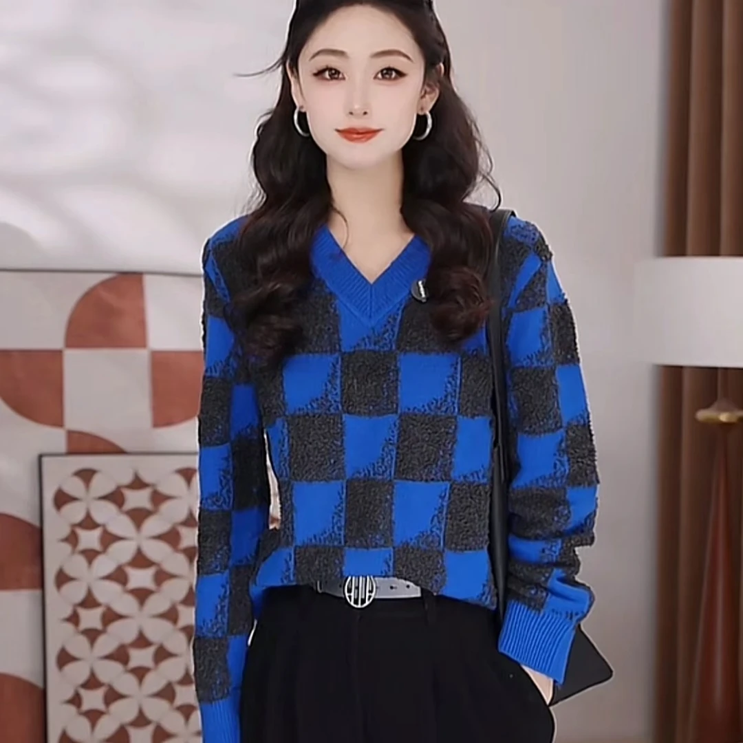 AMASS/阿玛施冬季新款时尚棋盘格拼色v领毛衣格纹针织衫女5399655