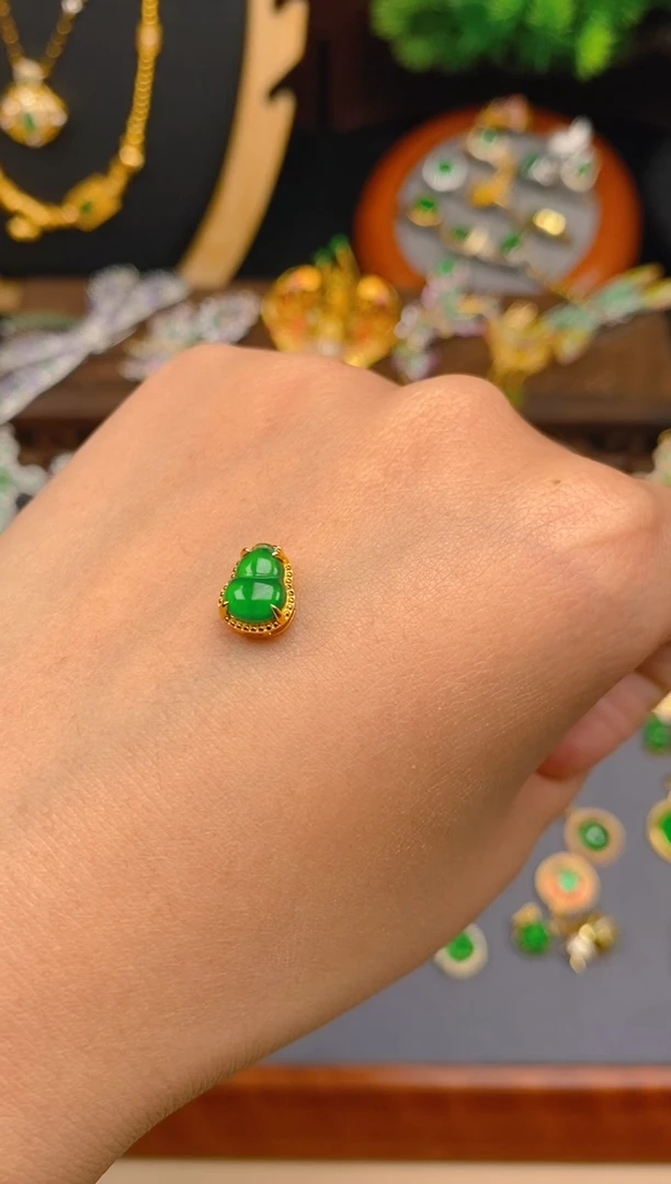 【闪购商品】翡翠吊坠(不含链)银S925镶嵌葫芦潘多拉