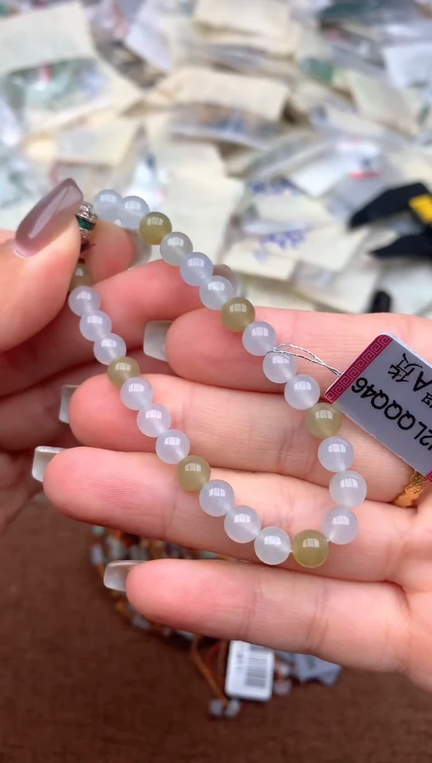 未镶嵌挂件翡翠—