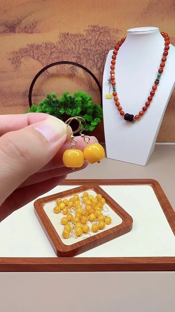 蜜蜡14K金镶嵌耳饰E01