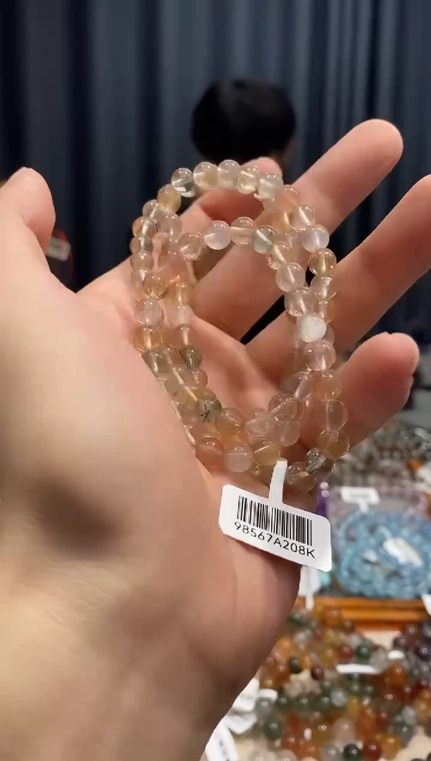 水晶手链未镶嵌企****?彩兔毛