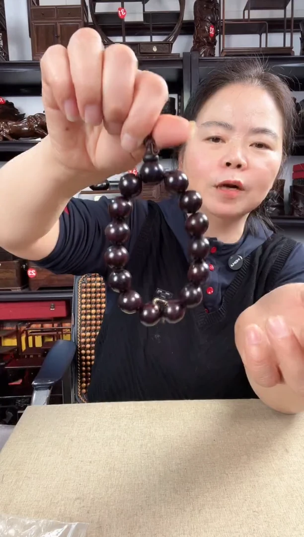 木182老李红木工艺品