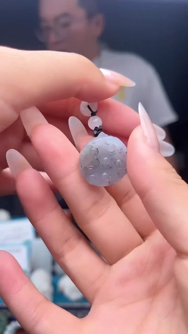 未镶嵌和田玉挂件1