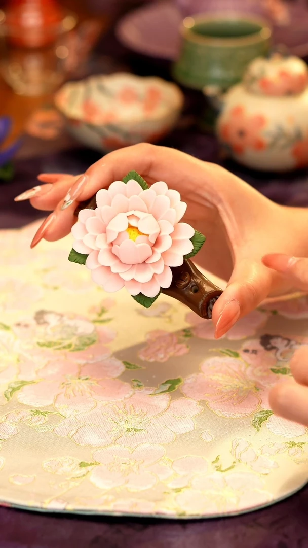 牡丹香插···········