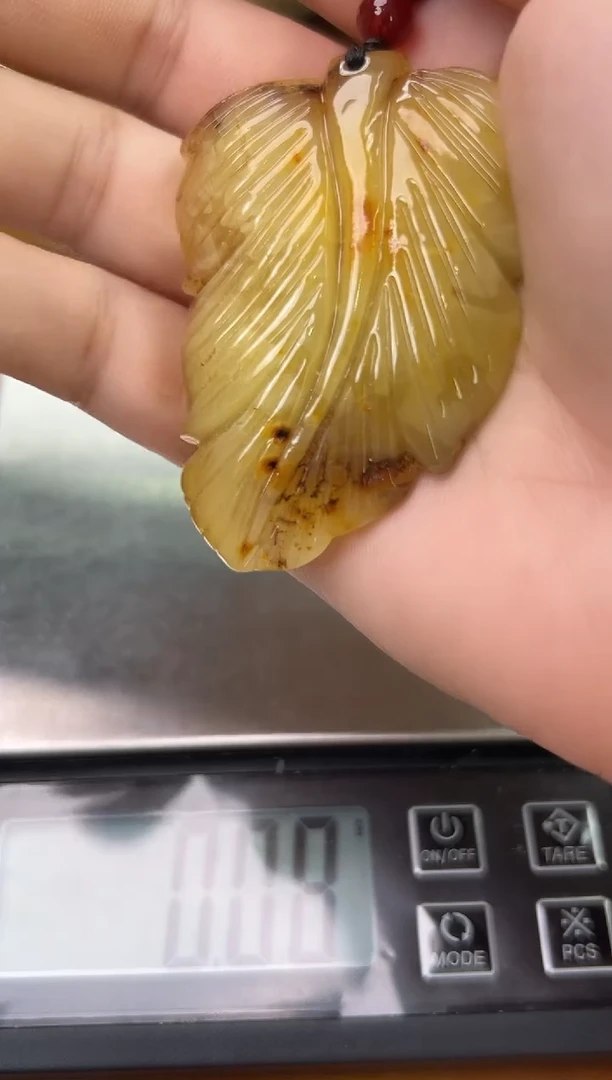 未镶嵌蜜蜡裸石琥珀蜜蜡吊坠