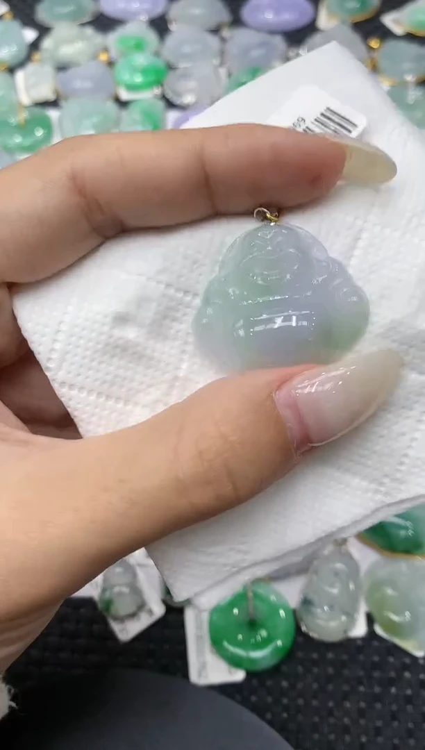 颈饰18K金镶嵌翡翠11111111111