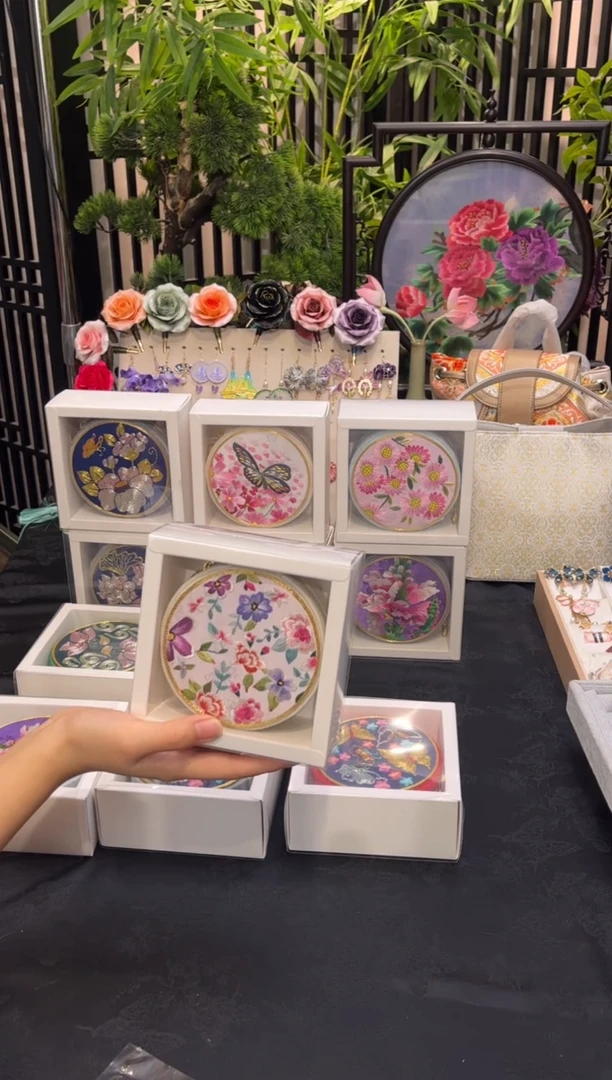 织绣C****.非遗苏绣手工饰品