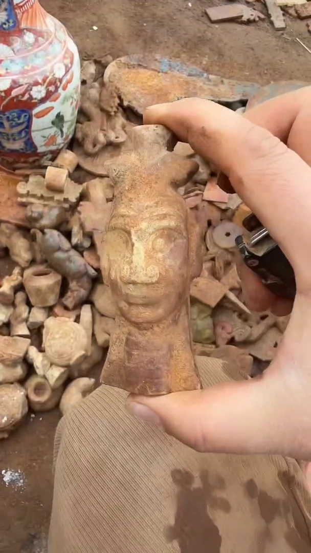 未镶嵌岫岩河磨玉（透闪石质玉）挂件盛*说岫岩河磨玉