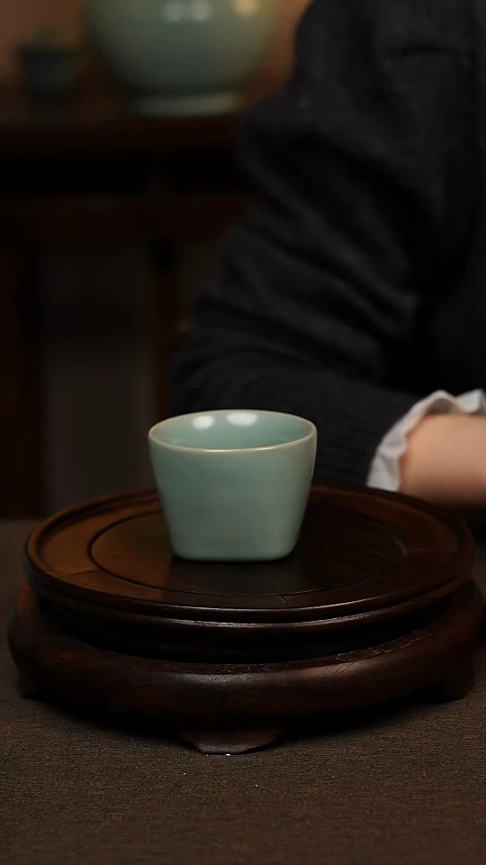 瓷片仿古天青天圆地方杯80ml 微瑕 不带礼盒