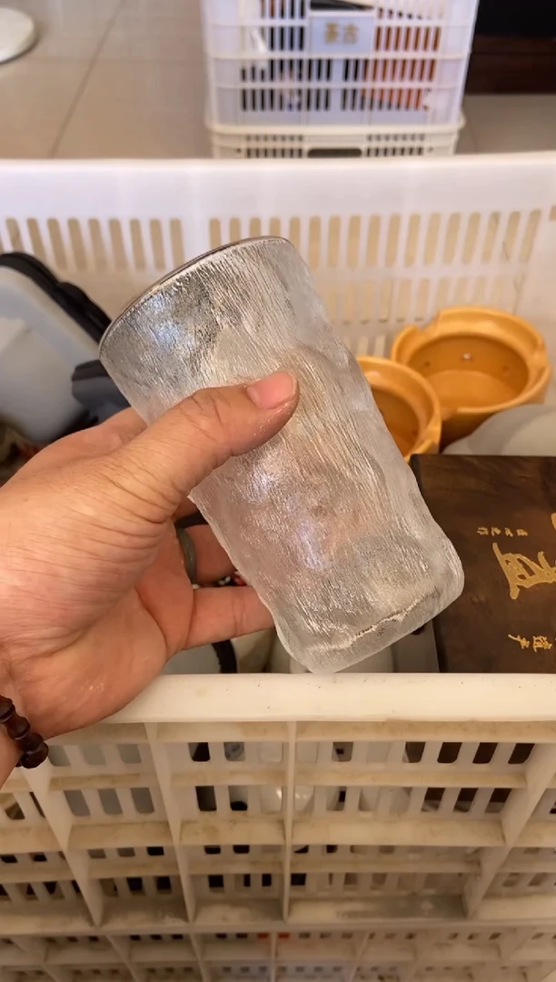 杯无运费险有瑕疵的摄影的产品有使用过的痕迹有点脏介意勿拍