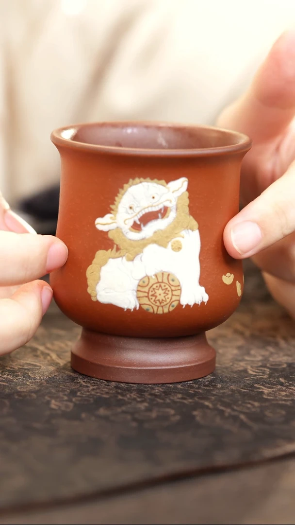 紫砂茶叶罐朱泥泥绘狮子主人杯