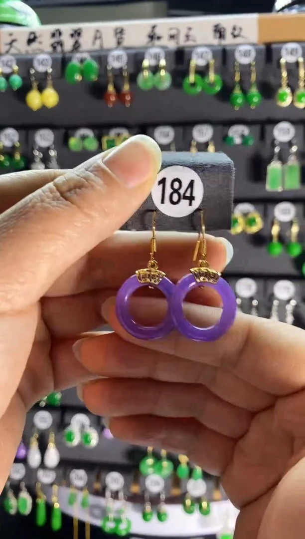 【闪购商品】翡翠耳饰银S925镶嵌184...