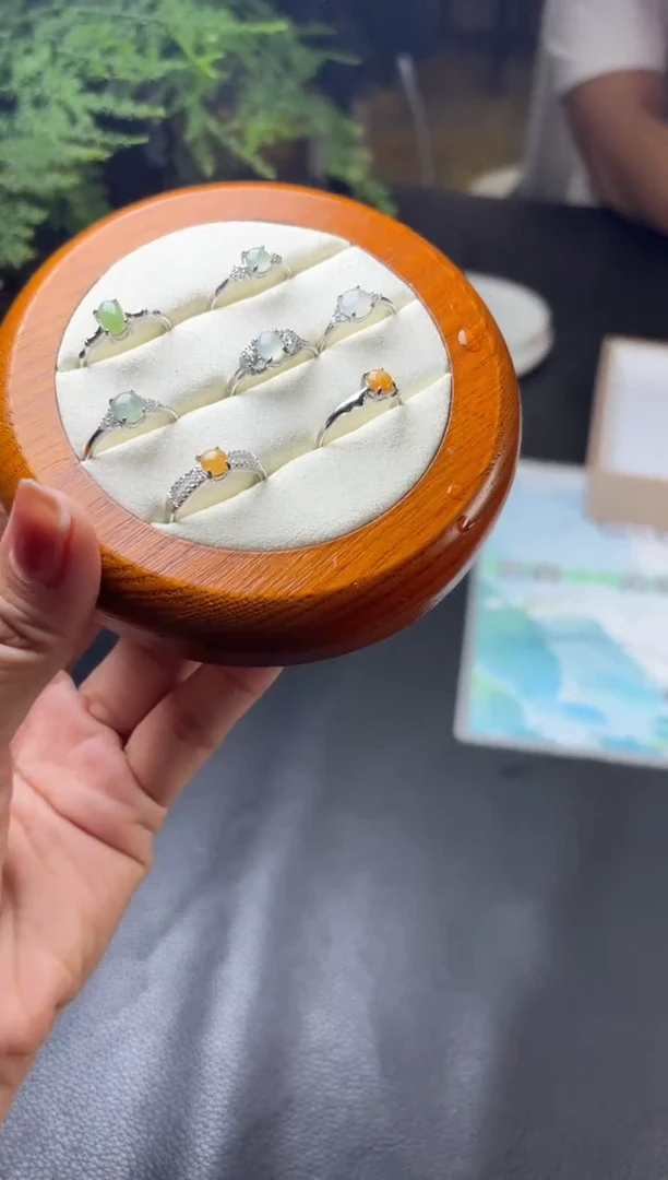 未镶嵌挂件翡翠多样性发一件R703050