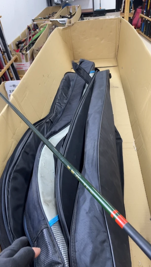 牧****?孤品微瑕，实物以直播间为准