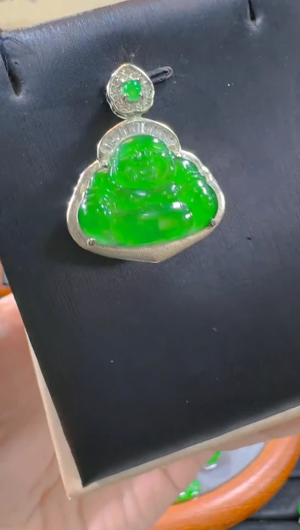 吊坠(赠链)未镶嵌翡翠天然A货翡翠