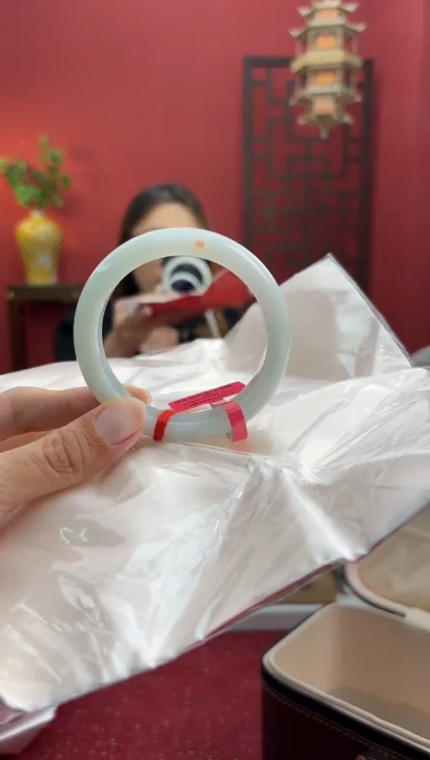 未镶嵌手镯翡翠翡翠手镯
