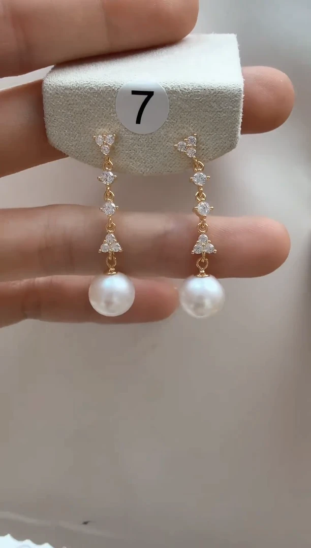 【闪购商品】淡水珍珠耳饰银S925镶嵌8-9mm淡水无核耳钉